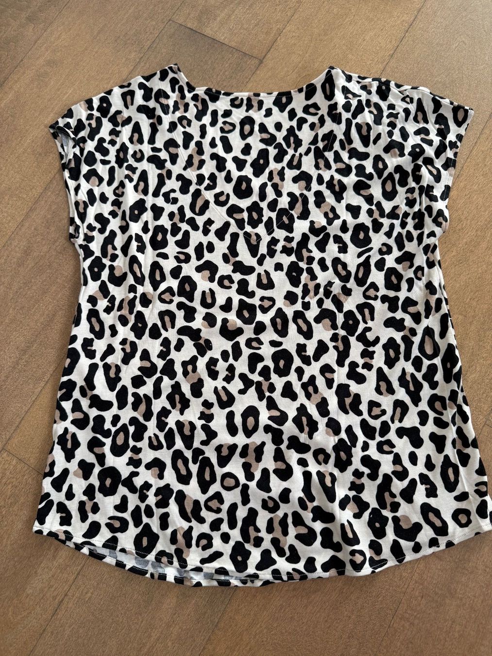 Marc Cain T-shirt: MARCCAIN: Leo Print Shirt Gr. N1 – Usato da Meilen venduto da kleisi01 1
