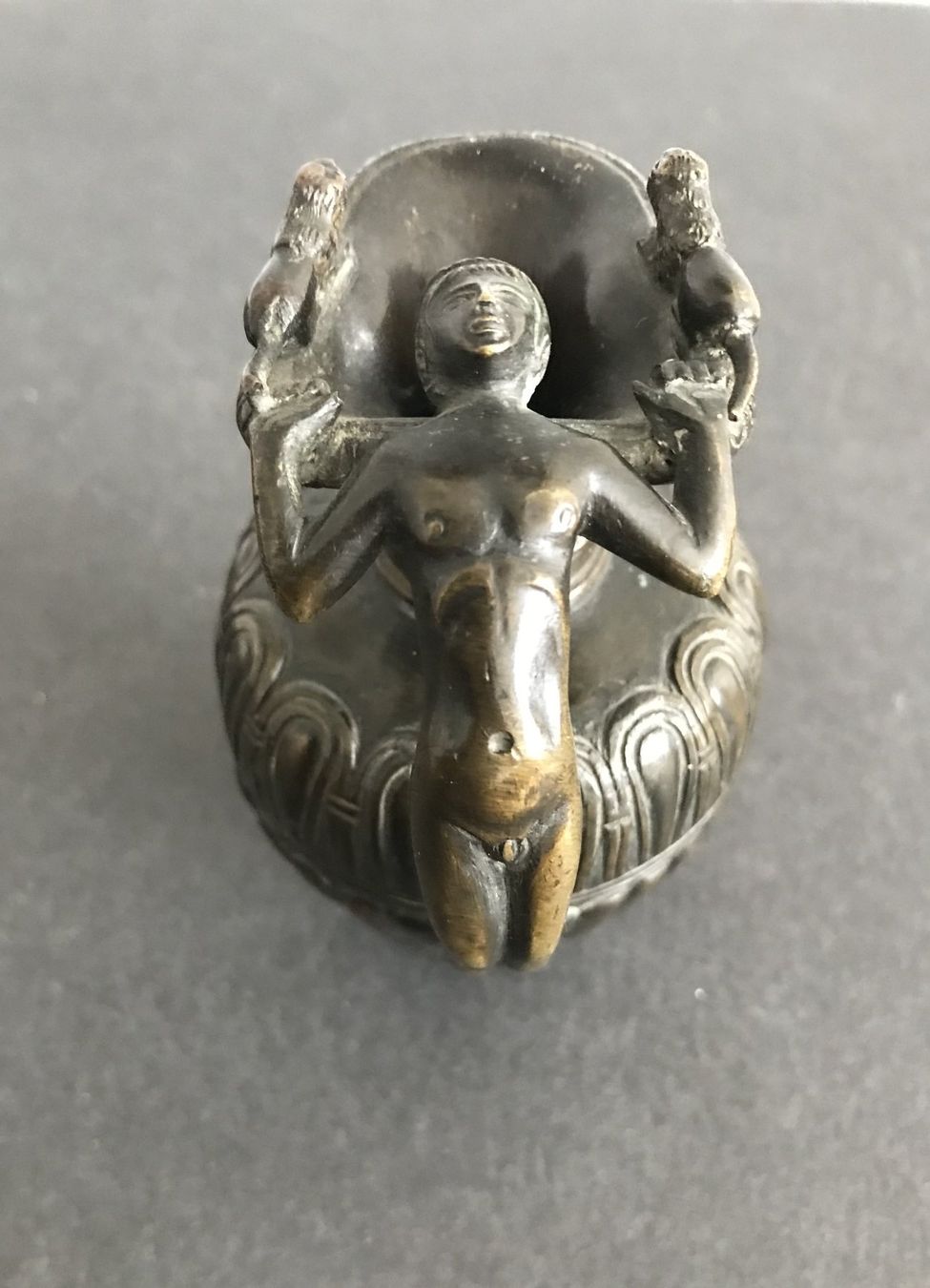 Statuette: DETAILLIERTER BRONZE FIGURENKRUG – Usato da Luzern venduto da Immergern 5
