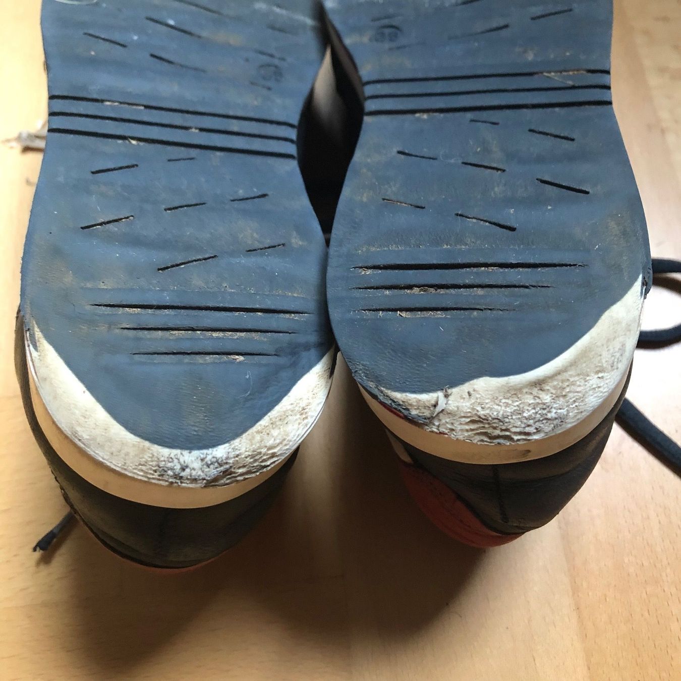 Scarpe per ragazzi: Turnschuhe Grösse 36 – Usato da Zürich venduto da rebene 4