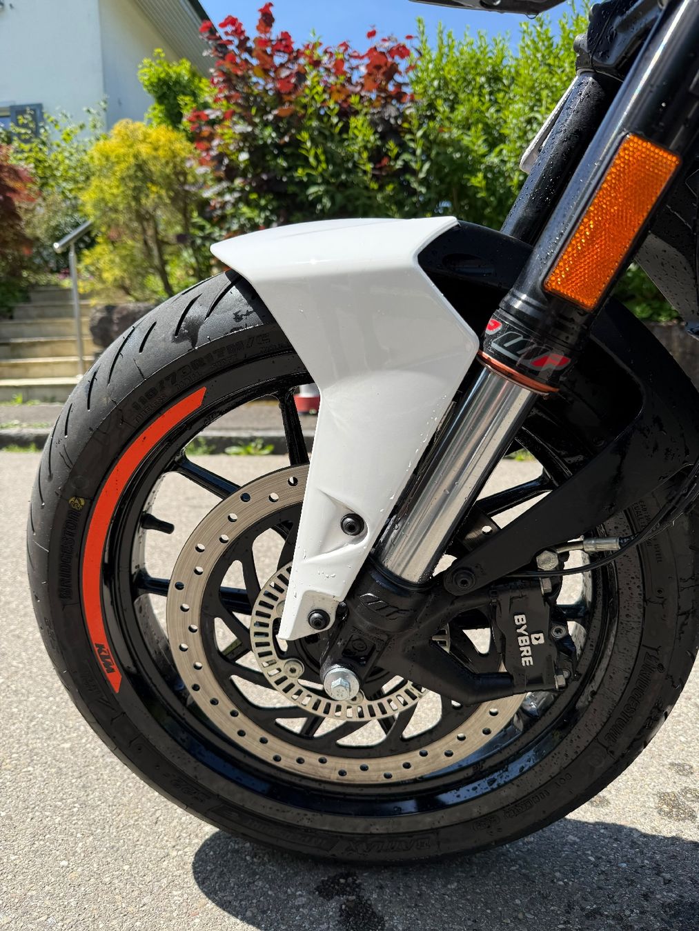 KTM Strada: KTM DUKE 125 JG 2020 – Nuovo (secondo la descrizione) da Zürich venduto da Simon.Thibaut 2