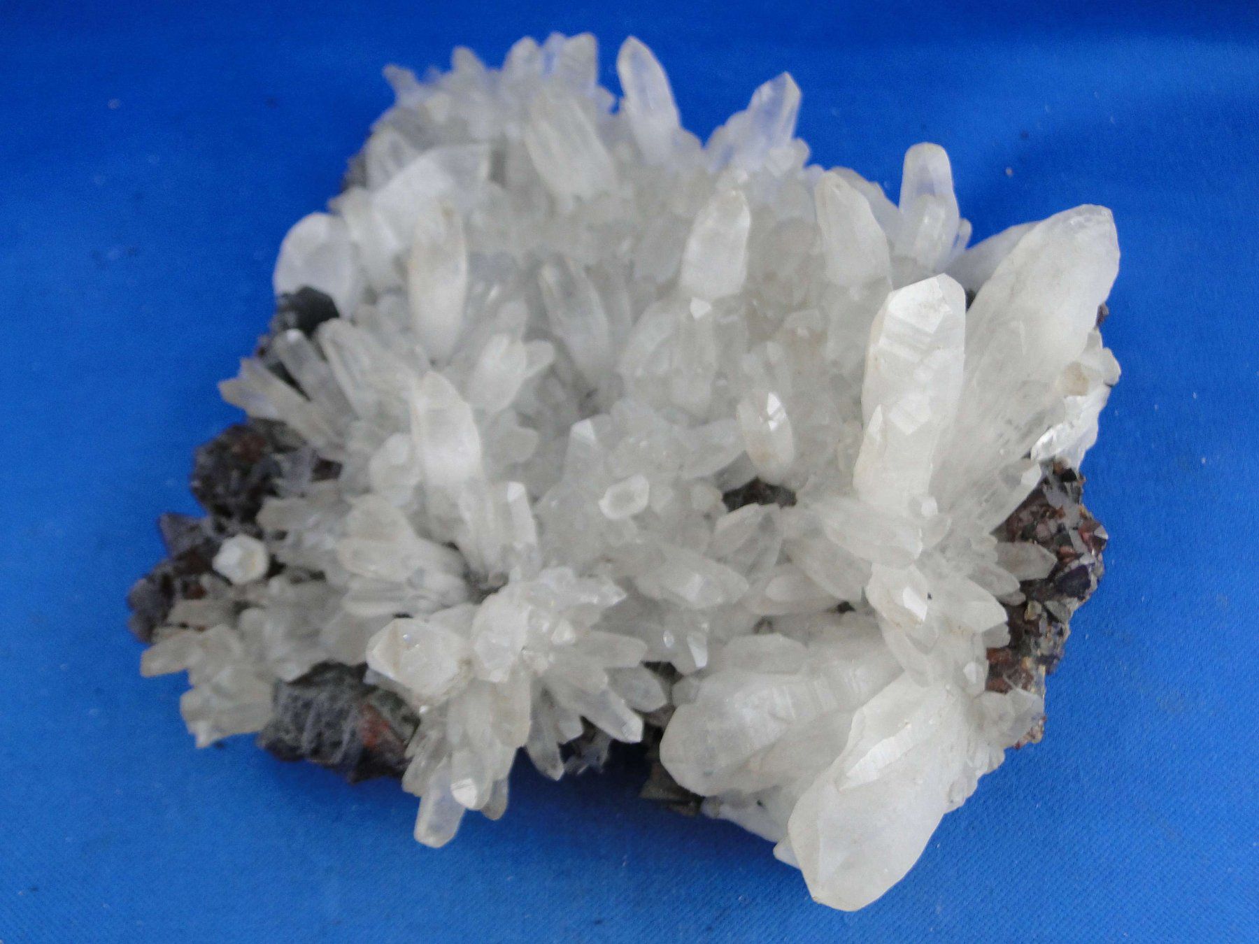 Minerali & Pietre curative: Quarz mit Sphalerit und Bournonit – Usato da Schinznach Bad venduto da Demerald 8