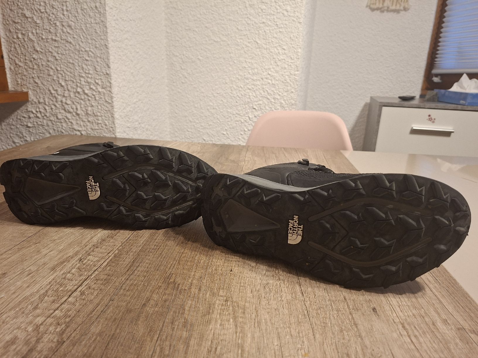 North Face Scarpe da donna: chaussures pour femmes The North Face – Nuovo (secondo la descrizione) da Leytron venduto da nat_jtd7 2