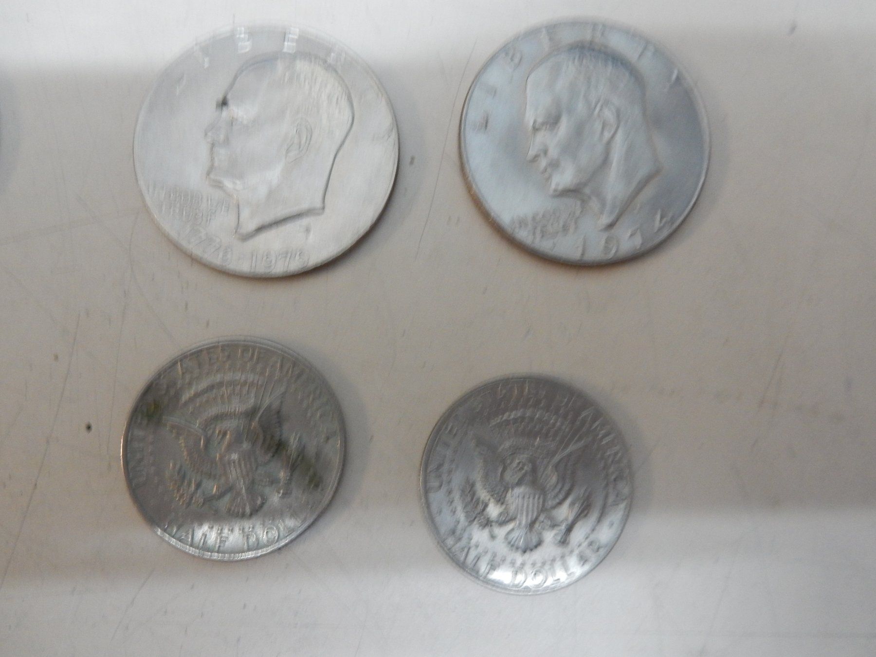 Toutes les monnaies: Dollar Münzen 1Dollar  1/2 Dollar – D'occasion à Watt par Mariposa49 7