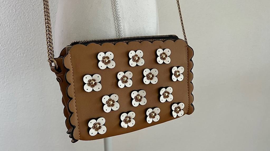 Borse da donna: Tasche gold/braun/weiss mit Blumen – Usato da Volketswil venduto da oli_l2zq 1