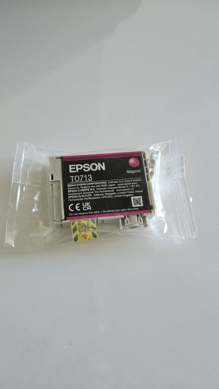 Epson Cartucce per stampanti & toner: Epson Druckerpatrone T0713 Original Magenta – Nuovo e nell'imballaggio originale da Zürich venduto da ou-student