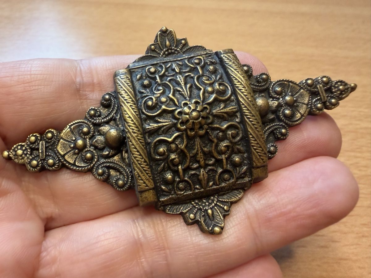 Broches & Aiguilles: Antike Brosche – D'occasion à Lamone par LaCantinaMagica 2