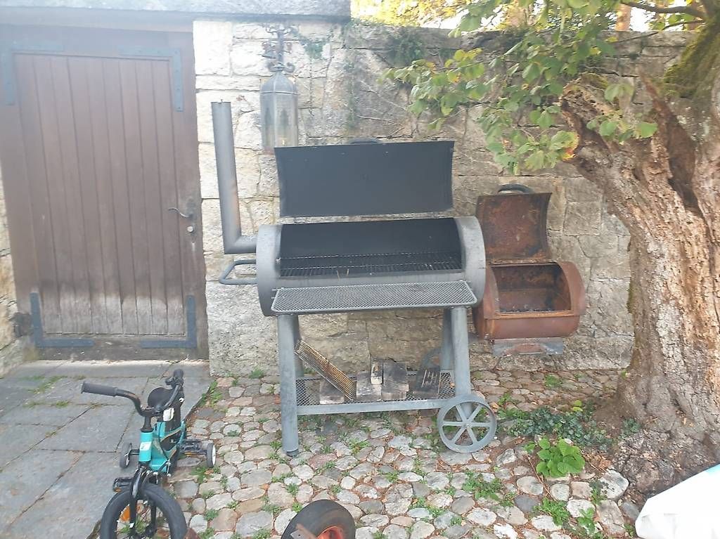 Griglie: Smoker – Usato da Nennigkofen venduto da rbe_bm8k
