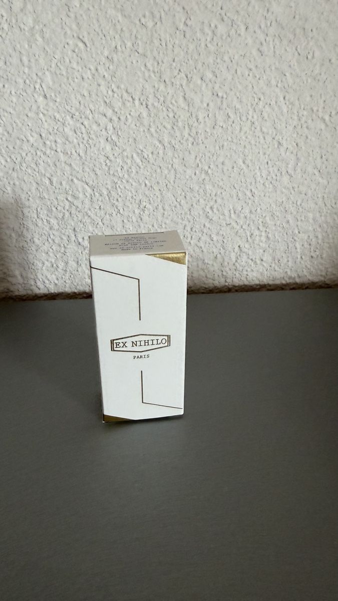 Profumi & Eau de Toilette: Ex Nihilo The Hedonist Eau de Parfum 2 ml – Nuovo (secondo la descrizione) da Sursee venduto da nri_sbv9