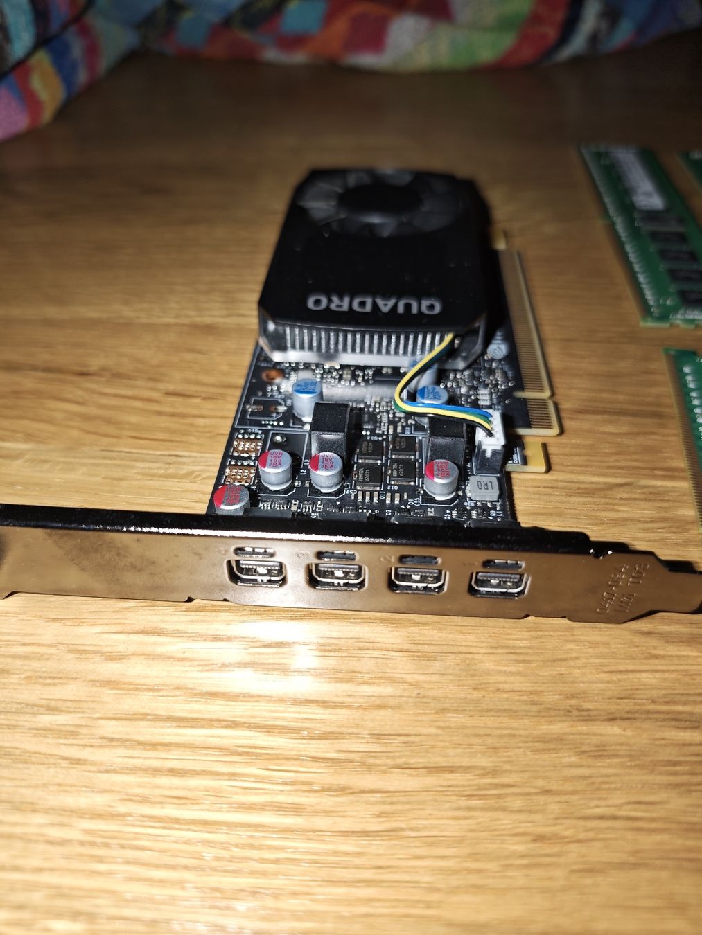 Nvidia Schede grafiche: Nvidia p620 Quadro Grafikkarte  – Usato da luzern venduto da Rest_bestande24 1