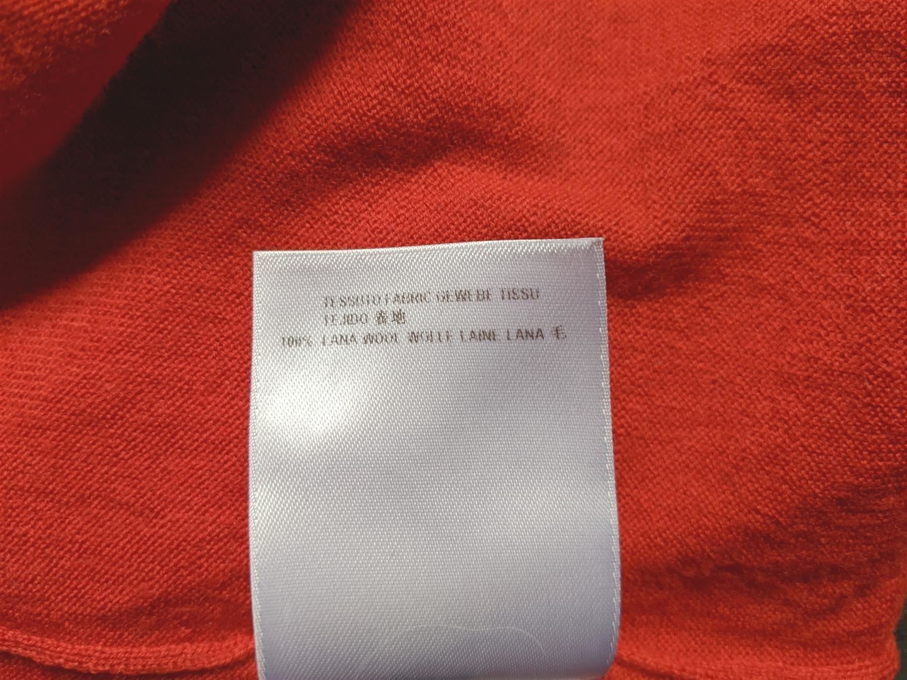 Alexander Mcqueen Maglioni & Felpe: ALEXANDER McQUEEN : Pull rouge Lagenlook 36-38 – Nuovo (secondo la descrizione) da Petit-Lancy venduto da lilycerise 6