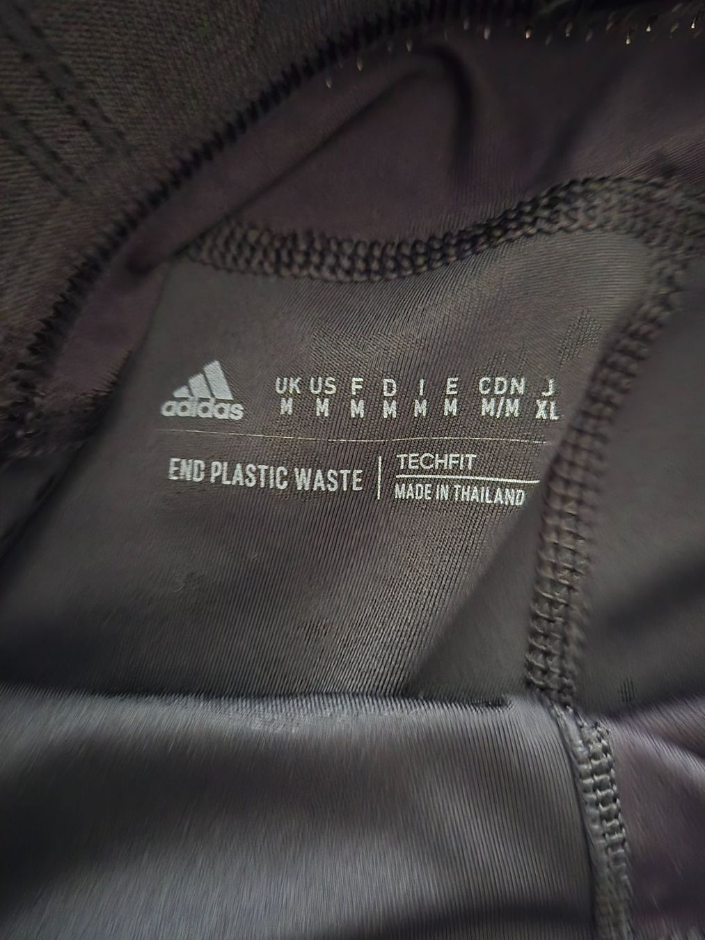 Adidas Pantaloni: Adidas Techfit Trainingshose Herren – Nuovo (secondo la descrizione) da Luzern venduto da Yel_low 2