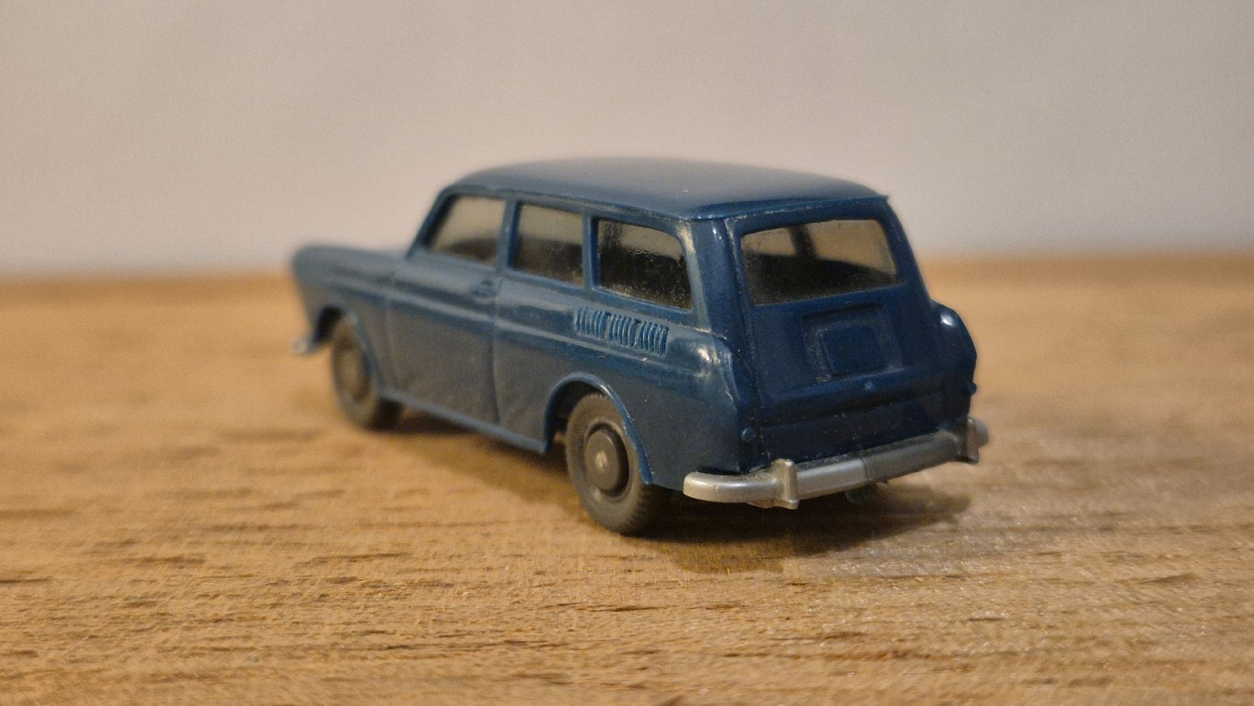 Wiking Modellini d'auto: VW 1600 Variant von Wiking – Usato da Uznach venduto da Katinka83 2