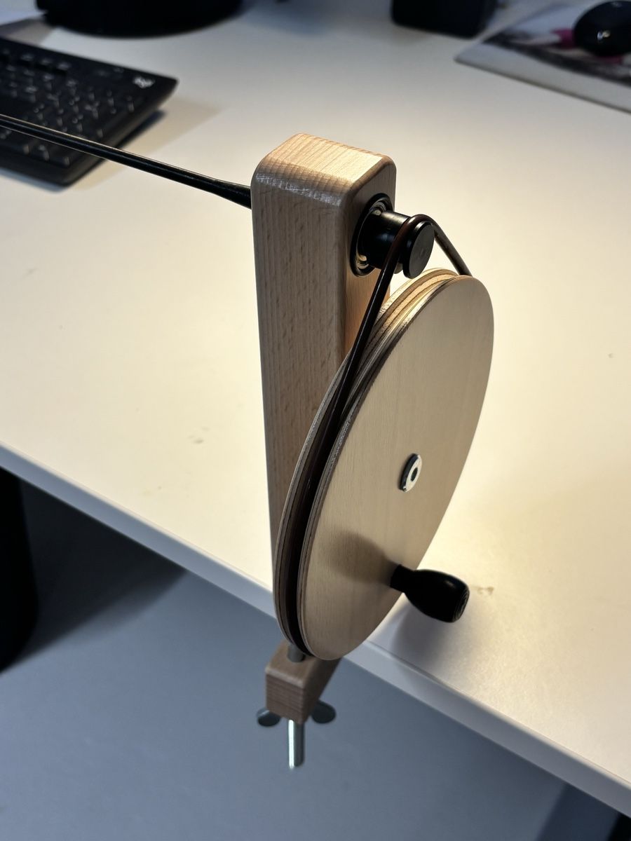 Spinnräder: Handschwungrad Holz /Metall – Gebraucht aus Lüterkofen von mucki120