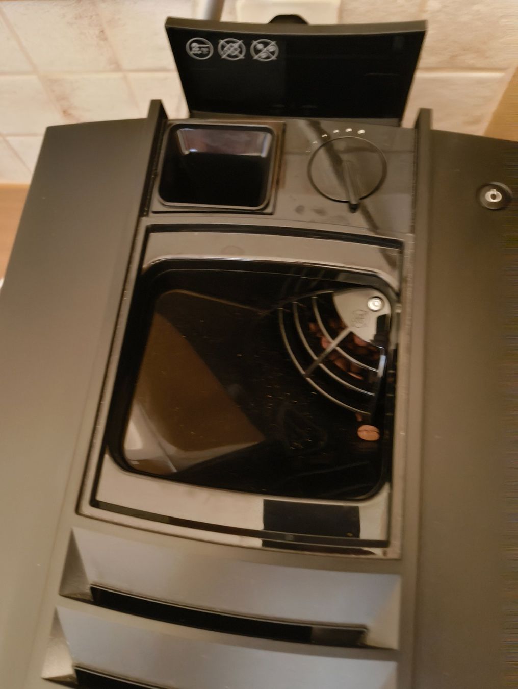 Macchine per caffè & Macchine per espresso: Kaffeemaschine Jura E6 – Nuovo (secondo la descrizione) da Niederglatt ZH venduto da juchitan 2