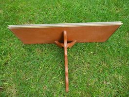 Wandkonsole aus Holz