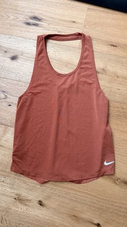 Nike Sport Tanktop rostbraun Damen gebraucht