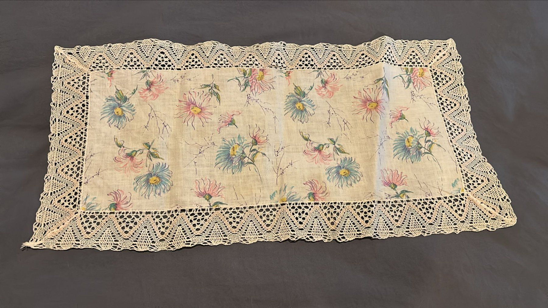 Altra biancheria da tavola: Striscia da tavolo 27x55 cm – Usato da Melano venduto da H-Sara