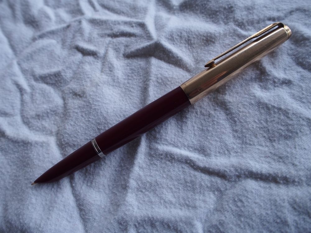 Stylo Plume Parker IM Premium Prestige - Modèle A251 Couleur Blanc - Occasion Très Bon état