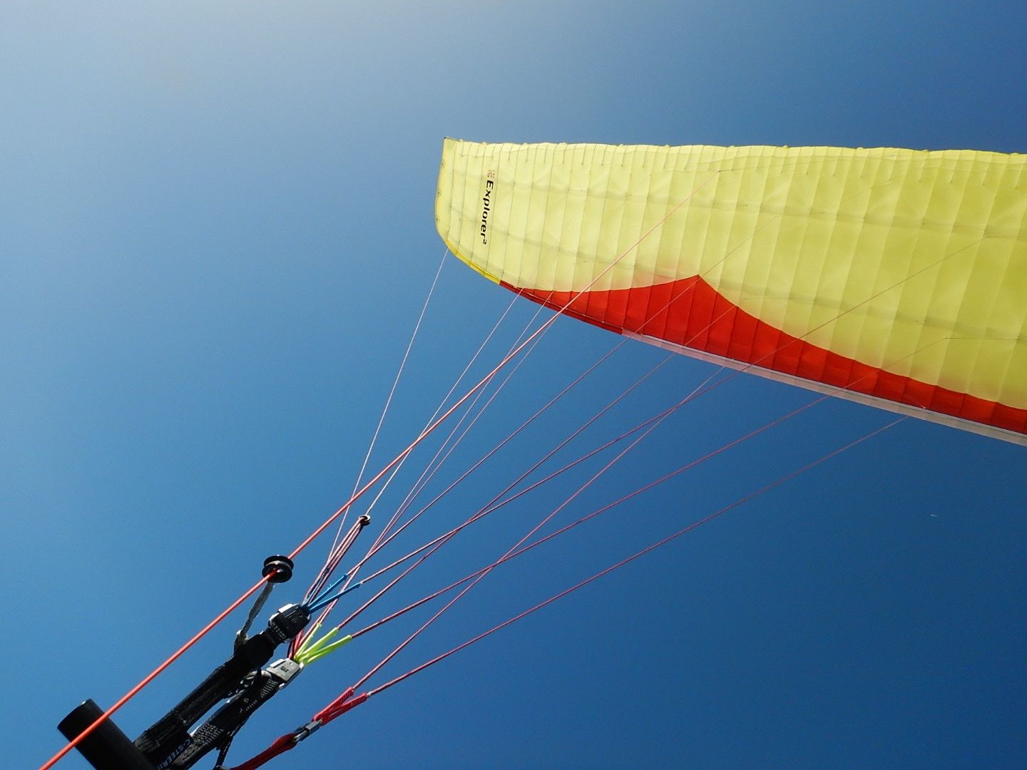 Sport dell'aria & Aquiloni: Gleitschirm Gin Explorer 2 - 75-95 kg – Usato da Pfungen venduto da Orimoto 1