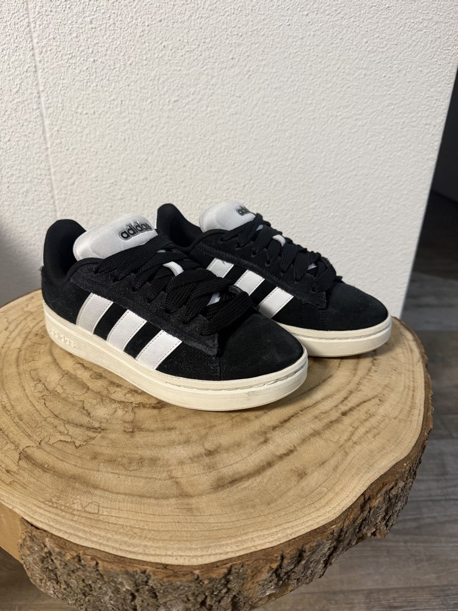 Adidas Scarpe da uomo: Adidas Campus Schwarz/Weiss Gr. 37.5 – Usato da Hägglingen venduto da Raff_Ella