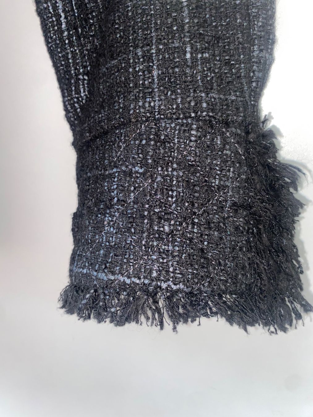 Chanel Giacche: Chanel Tweed Blazer Grösse 40 – Nuovo (secondo la descrizione) da Zürich venduto da OLDandNEW. 5