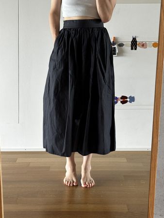 Schwarzer Baumwollrock von COS Gr. 34 Sommerliche Eleganz