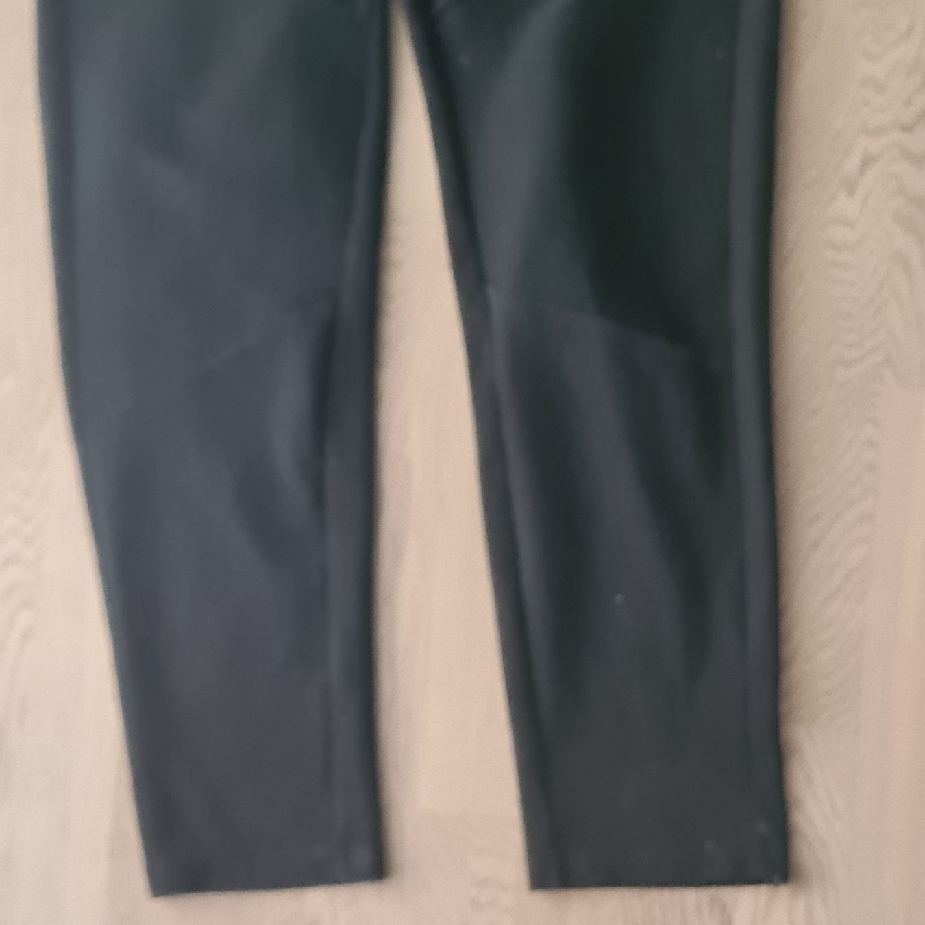 Pantaloni: Crivit Trainerhose Gr 52/54 schwarz – Usato da Steinen venduto da turbogeiss99 6