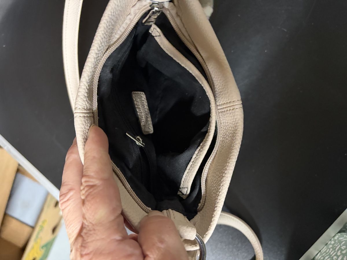 Borse da donna: Tolle Handtasche – Usato da Obergösgen venduto da Andre118 3