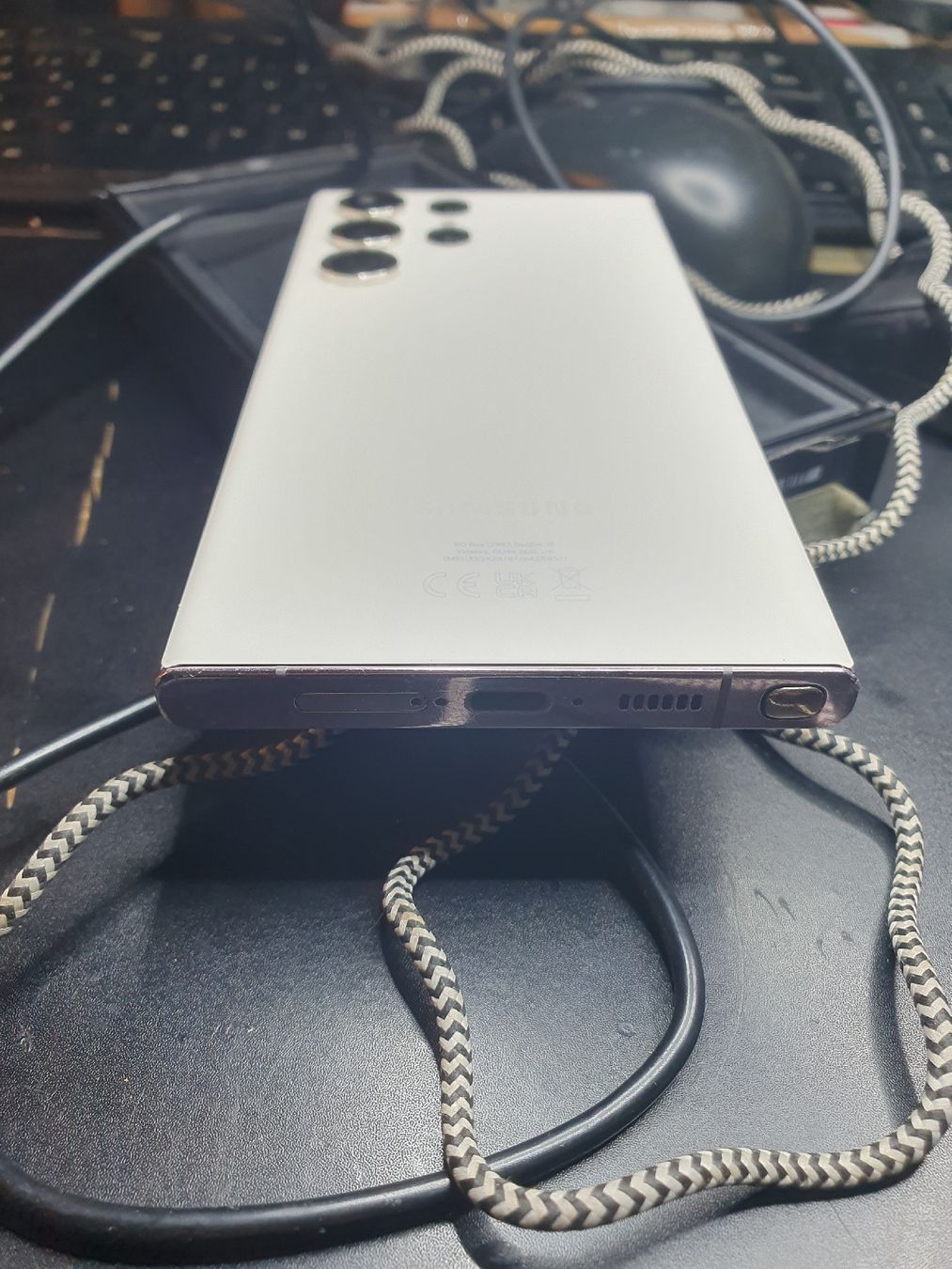 Samsung Telefoni cellulari / Smartphones: Samsung S23 Ultra Defekt – Difettoso da Luzern venduto da angenentd 3