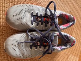 ASICS Gel Kayano 28 Dynamic gray coral Gr. 40.5