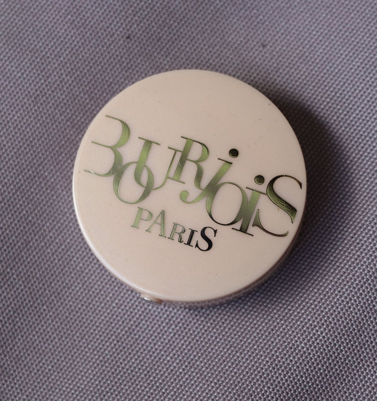 Maquillage: fard à paupière neuf de Bourjois – Neuf avec emballage d'origine à Genève par Saleena