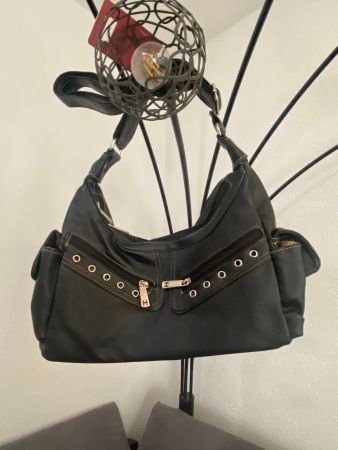 Elegante Damenhandtasche – neu und unbenutzt