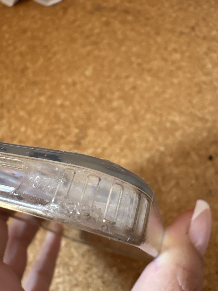 Apple Cover & Protezioni schermo: Iphone 13 Handyhülle mit Perlmut Leoprint – Usato da Schwarzenburg venduto da Budi58 2