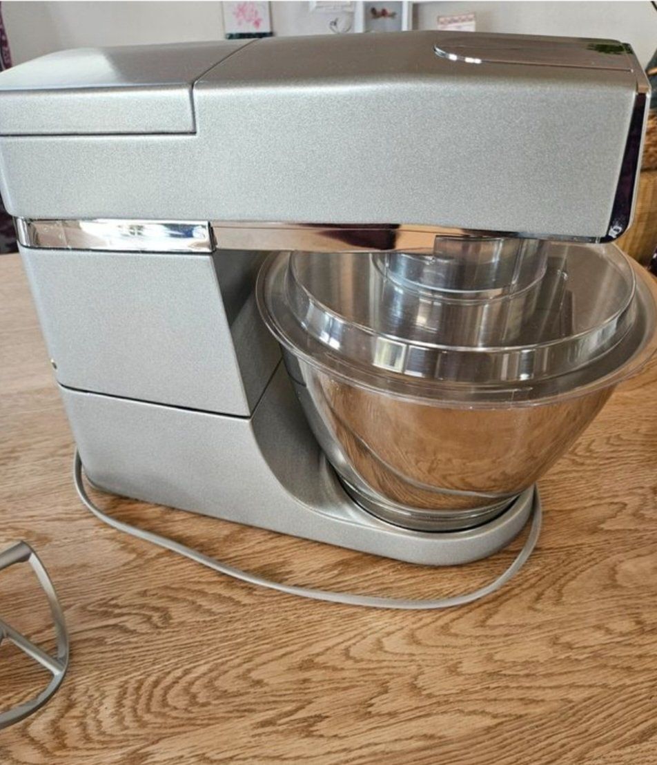 Kenwood Appareils de cuisine: Kenwood classic – D'occasion à Kirchdorf BE par Abalona