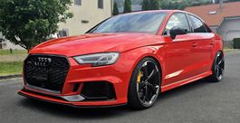 Audi RS3 Limousine quattro S-tronic

