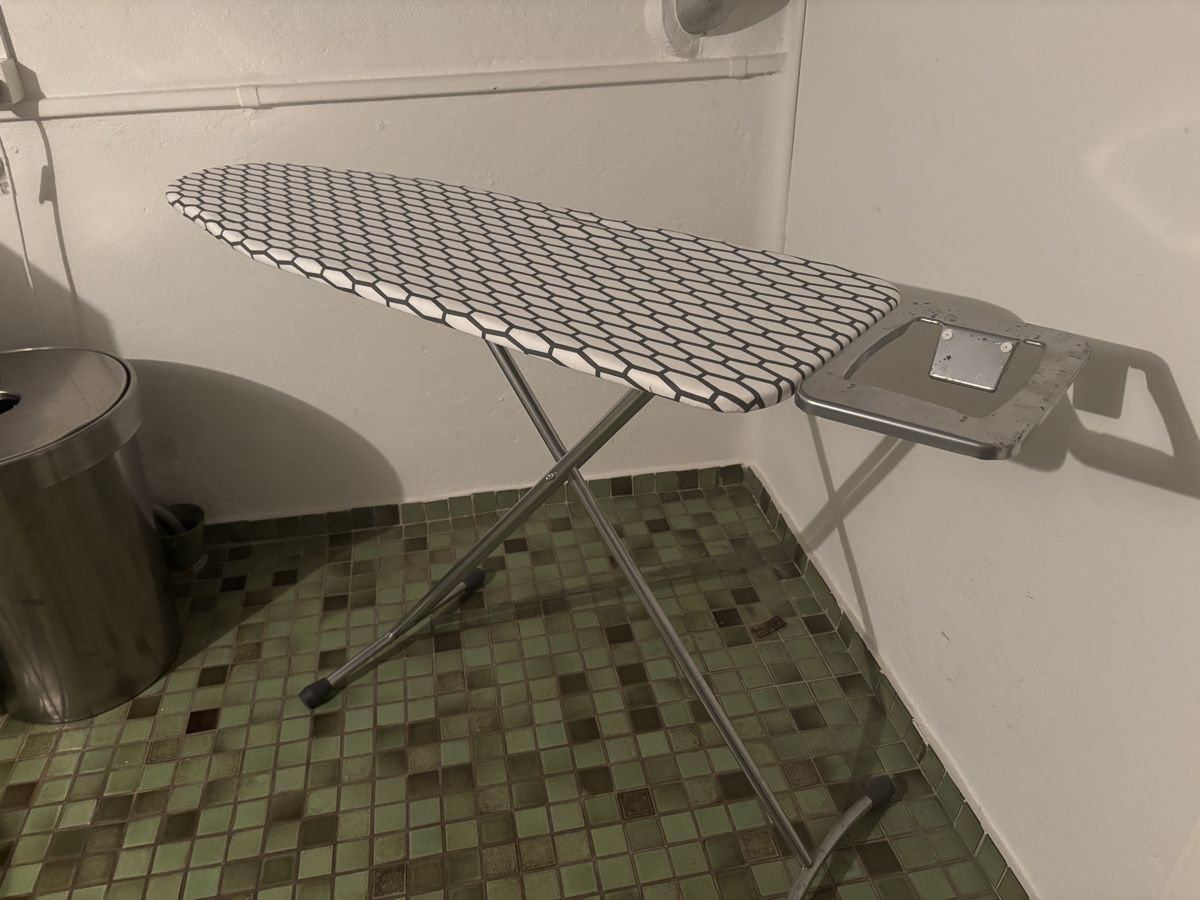 Ikea Assi da stiro: Bügelbrett IKEA – Usato da Thun venduto da Kerolein