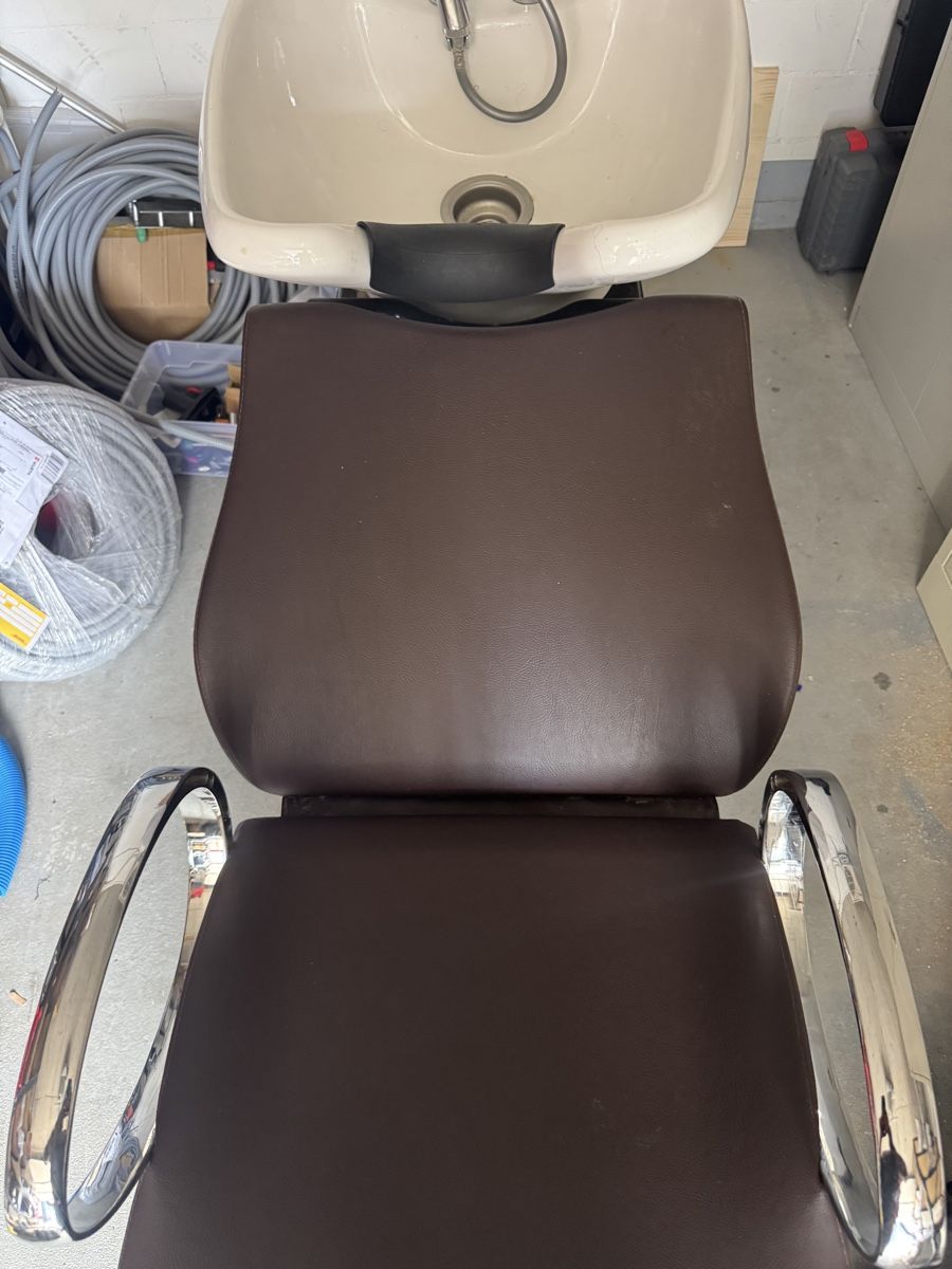 Lavabi & lavandini: Waschsessel / Friseur-Waschplatz – Usato da Horw venduto da Pharao93 3