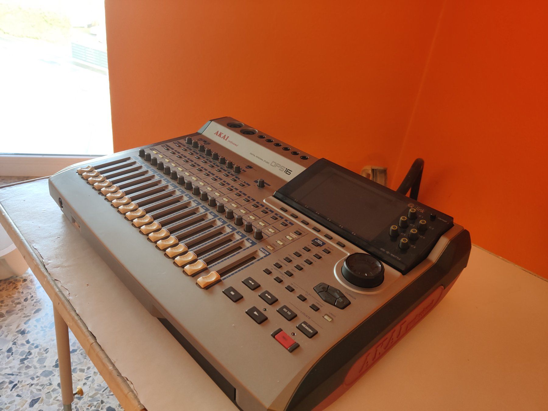 Akai Strumenti musicali: AKAI DPS16 Digital Multitrack 24bitHDR Workstation Recorder – Usato da Viganello venduto da XTECHSTOREX 4