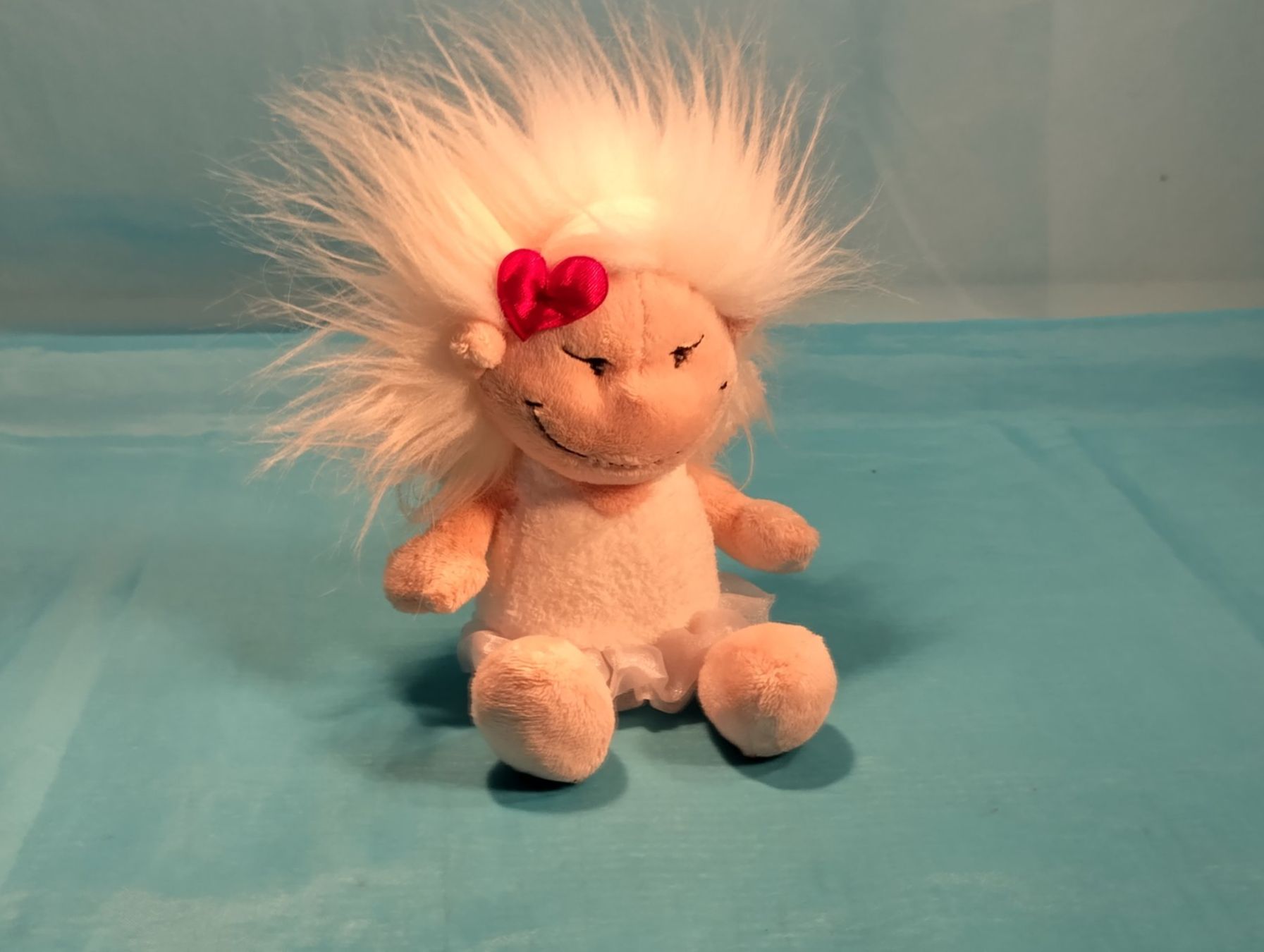 Nici Jouets: NICI Engel mit Herz, L: 18cm – D'occasion à Bellach par JingleCherry