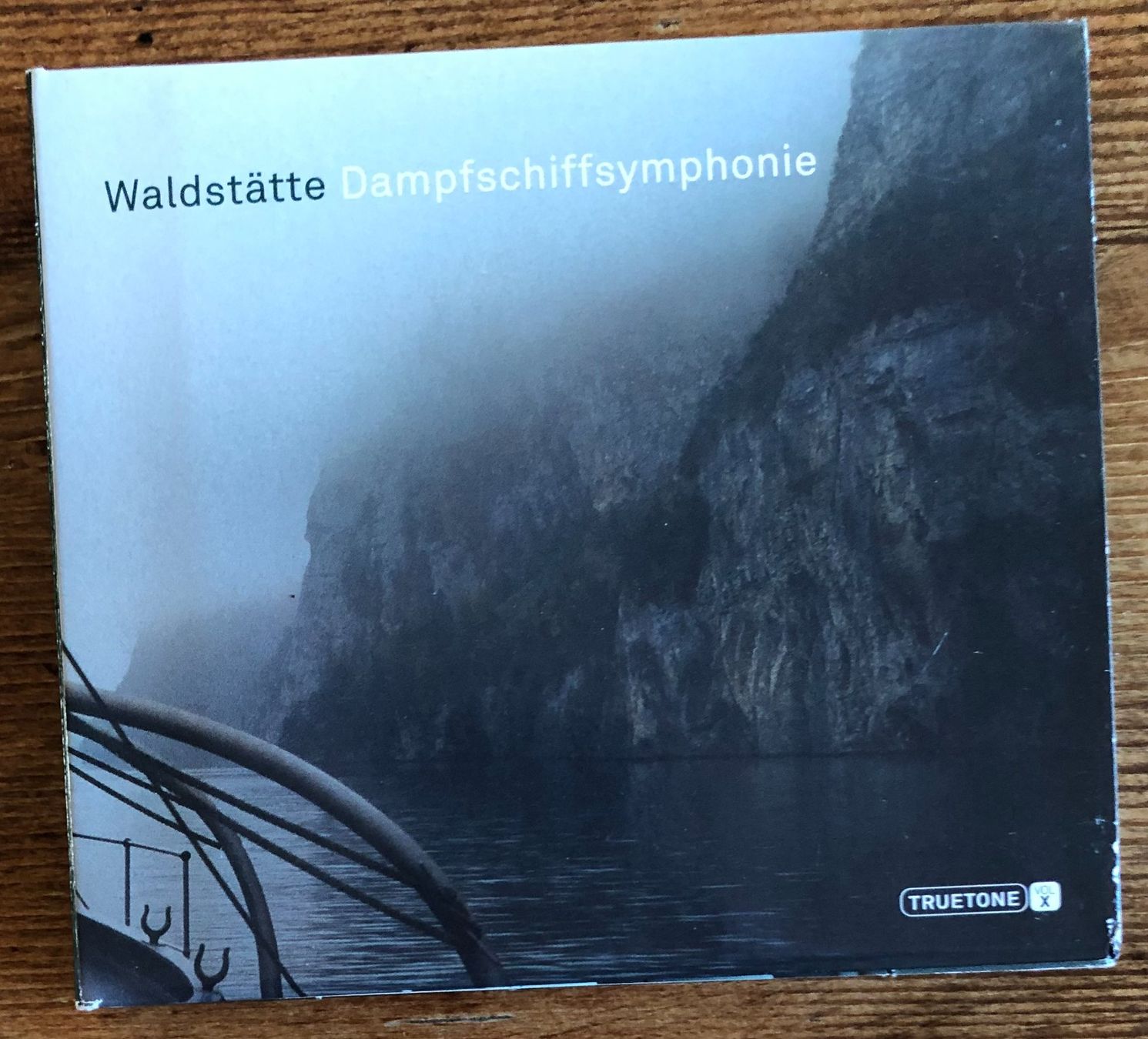 CDs: Waldstätte - Dampfschiffsymmphonie 2CD, Field Recordings – Gebraucht aus Luzern von Schlafenicht00