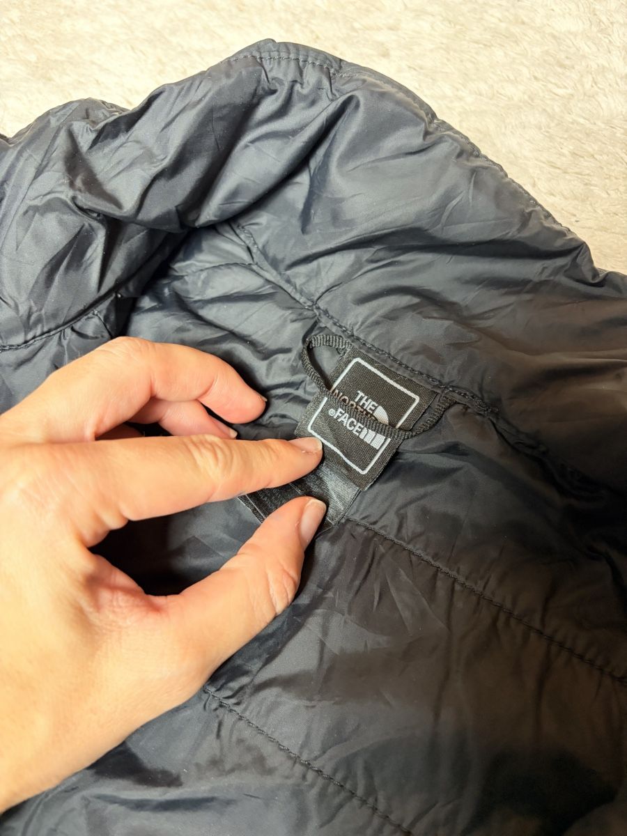 North Face Giacche: Veste noire The North Face - taille M – Nuovo (secondo la descrizione) da Neuchâtel venduto da aliceguins 2