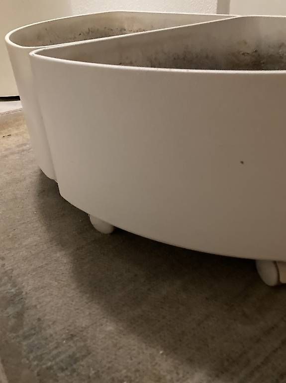 Vasi per fiori: Eck-Pflanzenkübel / Pflanzentopf – Usato da Wetzikon ZH venduto da vta_h8pd 1