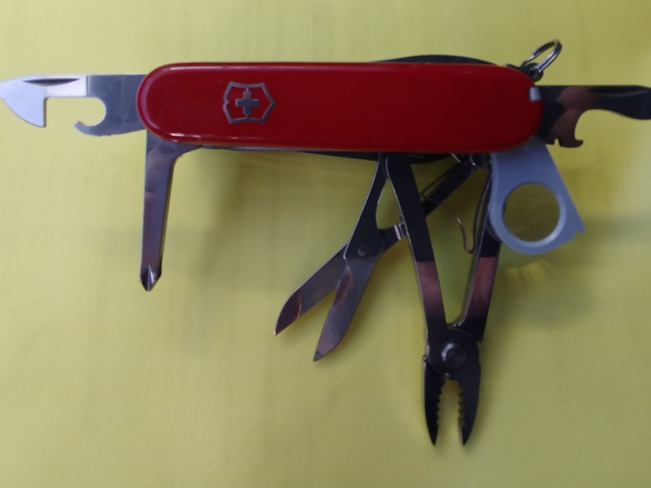 Victorinox Coltelli tascabile: VICTORINOX SWISSCHAMP – Usato da Wettingen venduto da Colorup 1