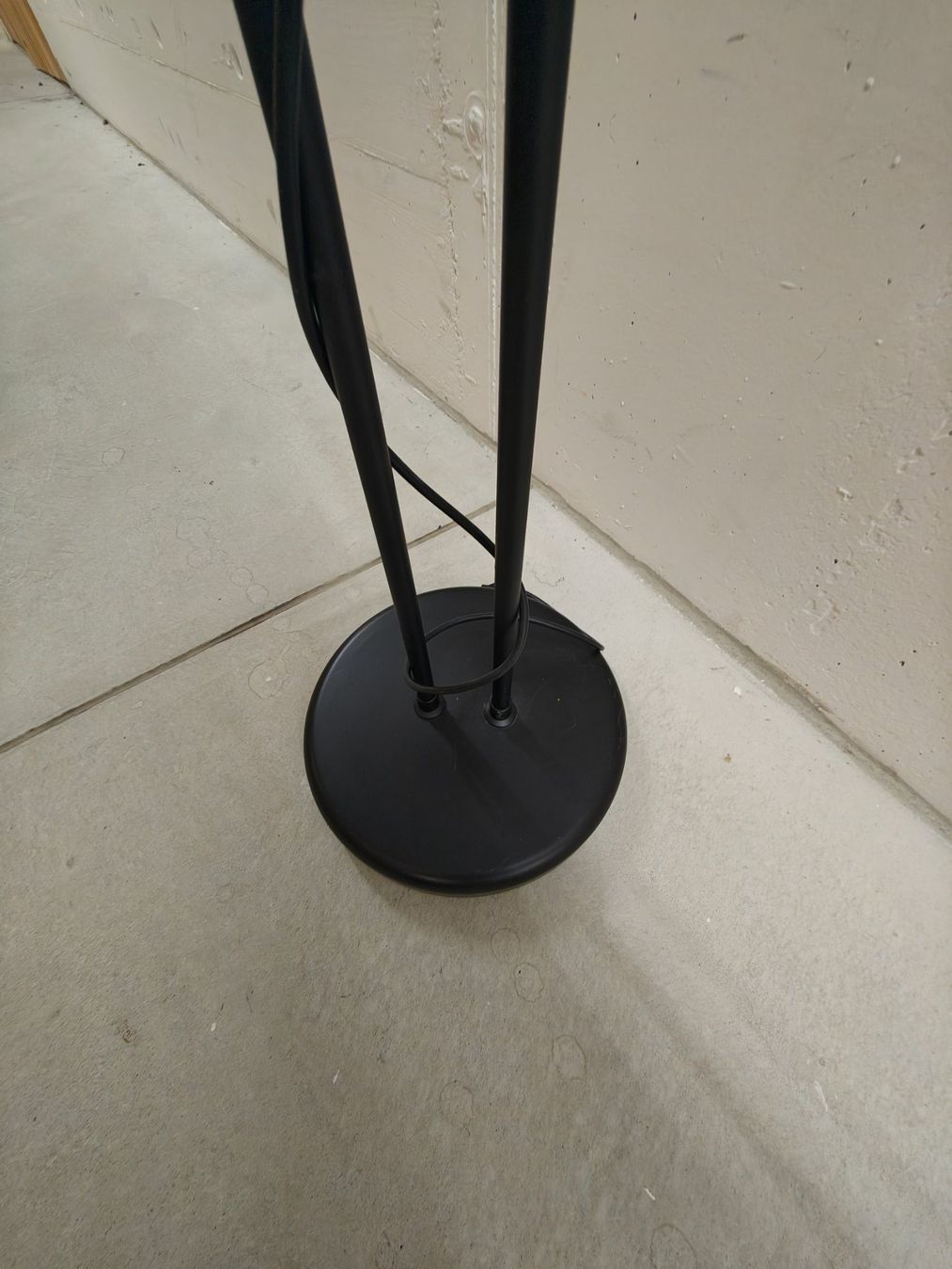 Lampade: Stehlampe schwarz Lumimart – Usato da Uster venduto da jen_t8jy 4