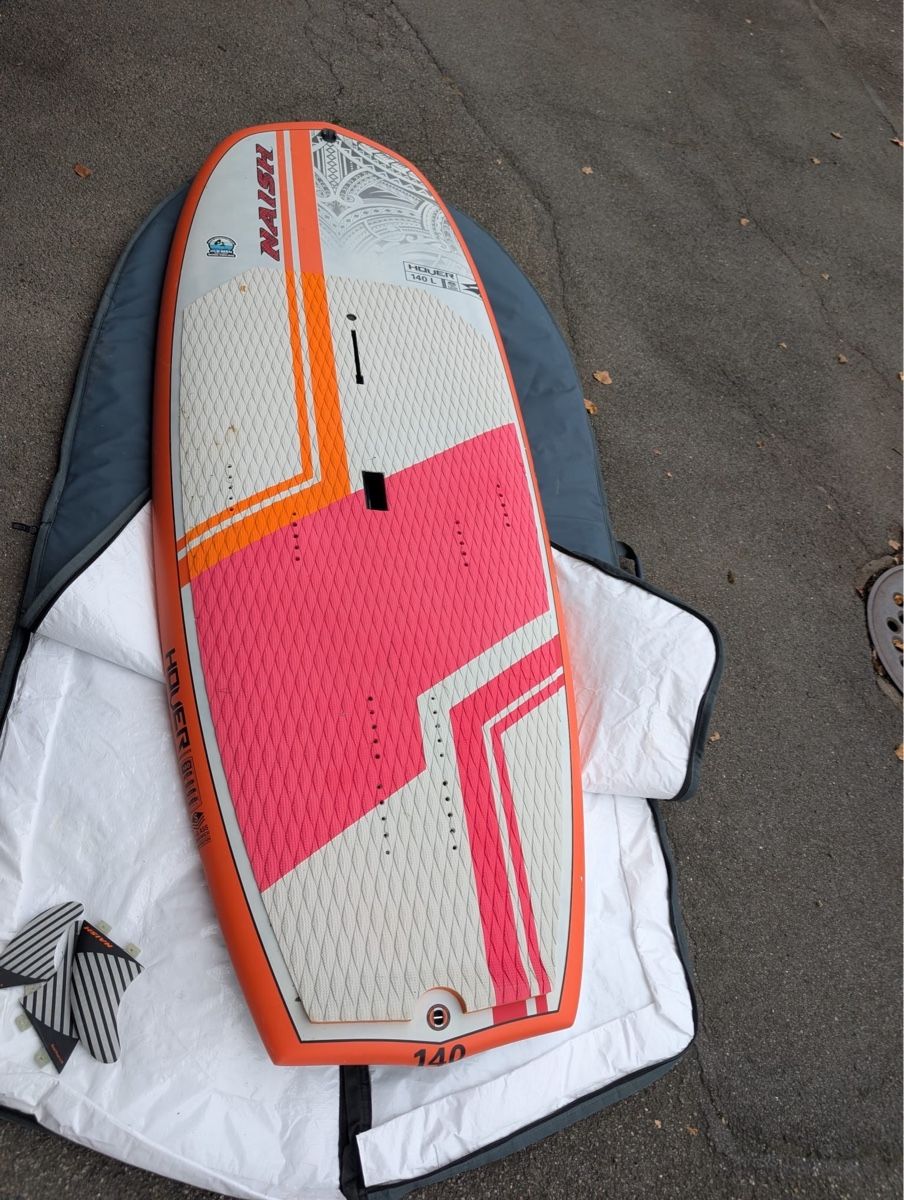 Naish Gommoni, kayak & canoe: Naish Hover 140 Foil Board – Usato da Sargans venduto da luk_6kd2