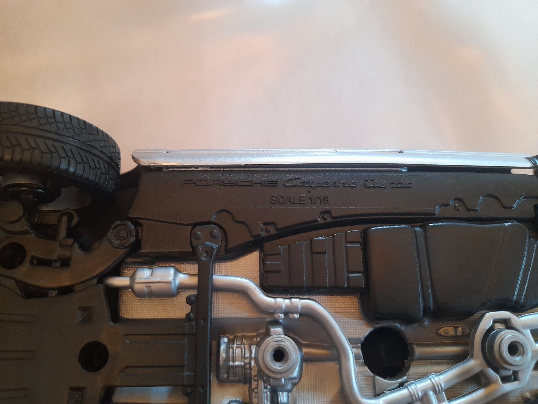 Maisto Modellautos: Porsche Cayenne Modellauto Maisto 1:18 – Gebraucht aus Lustmühle von chevi03 8