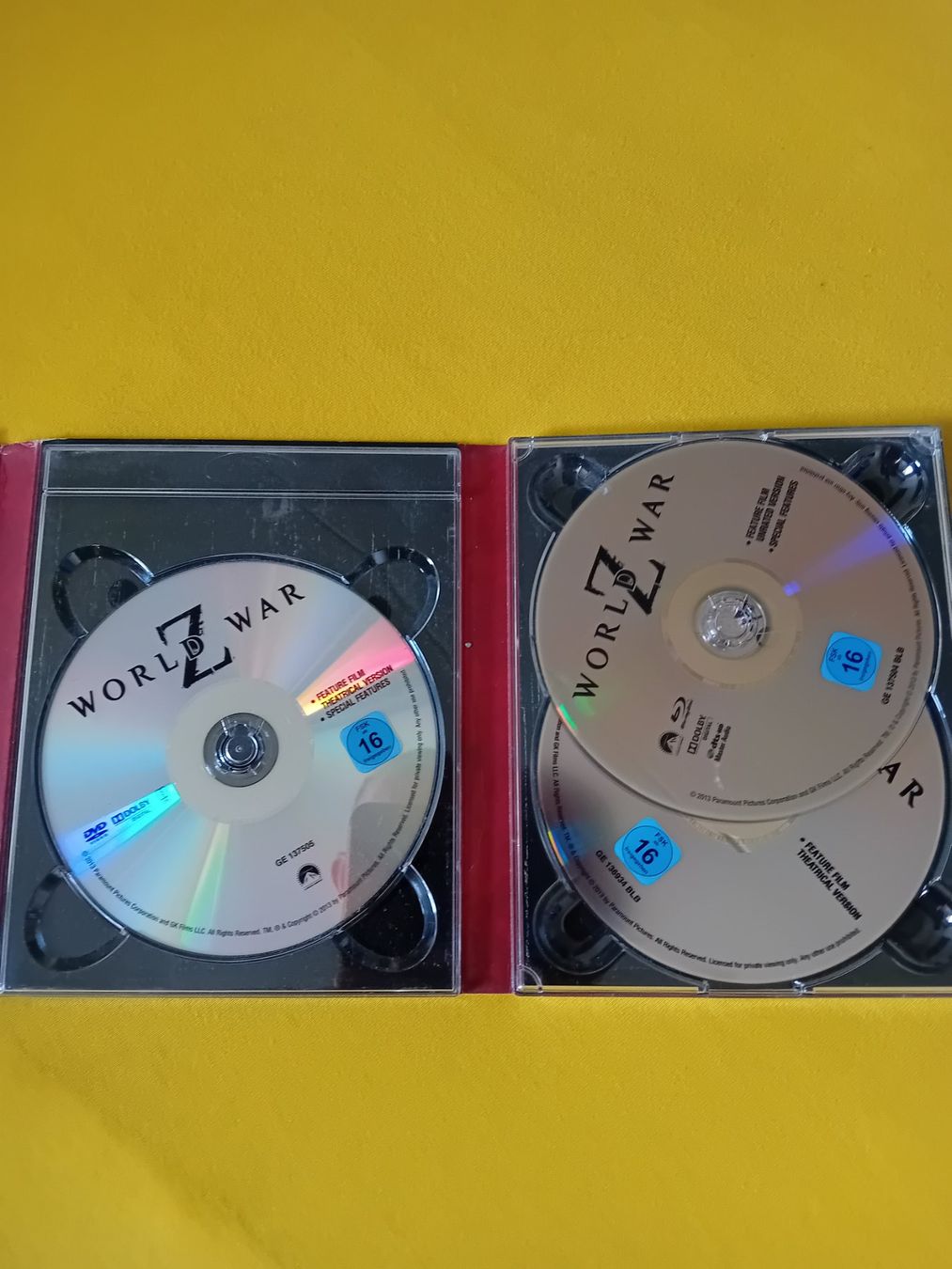 Tutti i DVDs: Blu - ray World War Z Superset  3D + 2D Blu - ray – Nuovo e nell'imballaggio originale da Dübendorf venduto da 13geister 2