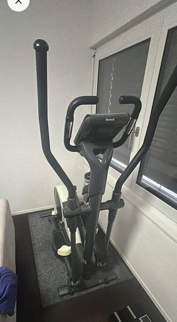Reebok Hometrainer: Reebok Crosstrainer / Stepper C5.1e – Usato da Nürensdorf venduto da Merc.2017