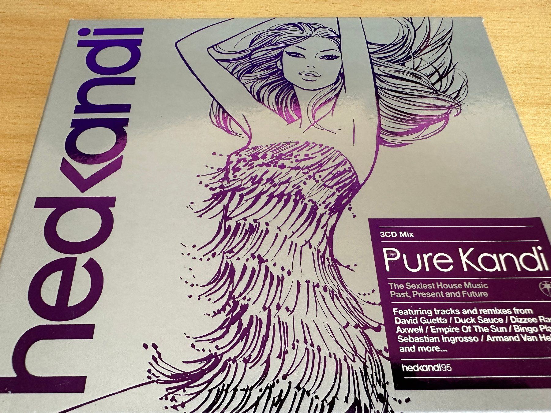 CD: Various - Hed Kandi – Pure Kandi - 3 CD – Usato da Rikon im Tösstal venduto da Alpenmutz