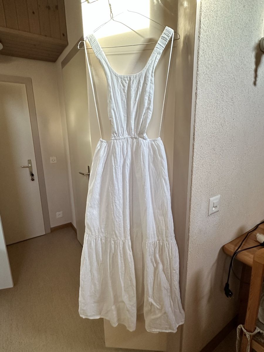 Vestiti: White Summer Dress - Light Cotton, Open Back, Size S – Usato da Sion venduto da Omnomberry-